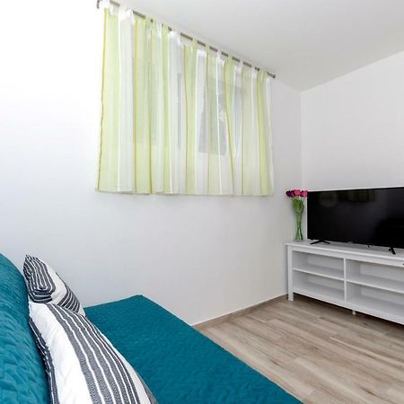 Apartments West Coast Split Luaran gambar