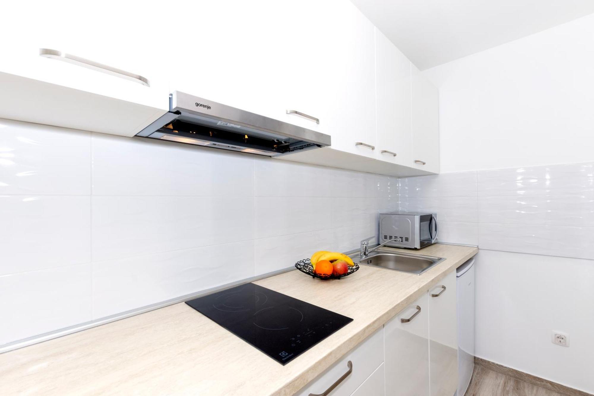 Apartments West Coast Split Luaran gambar