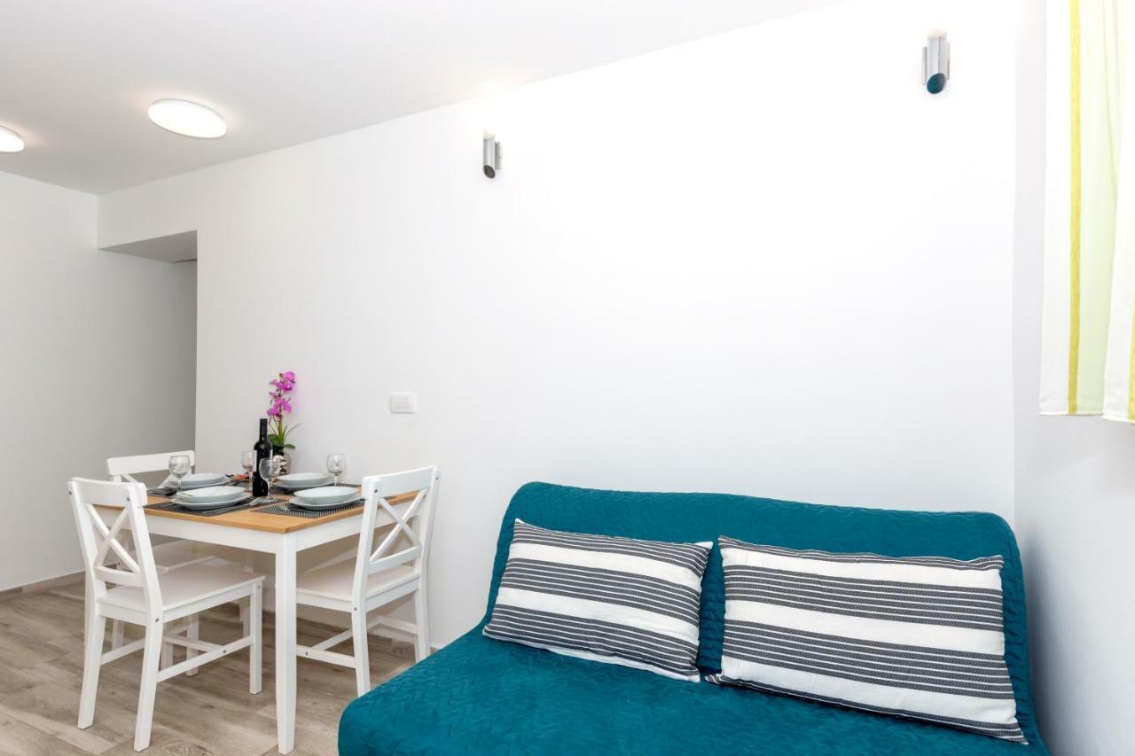 Apartments West Coast Split Luaran gambar