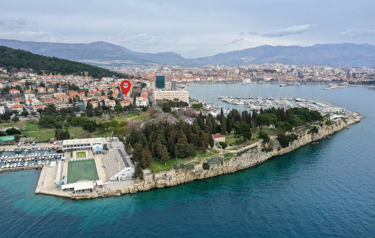 Apartments West Coast Split Luaran gambar